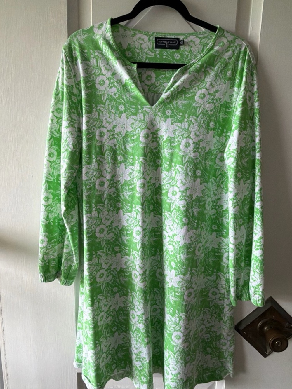 Duffield Lane Lime Green and White Floral V-Neck Tunic